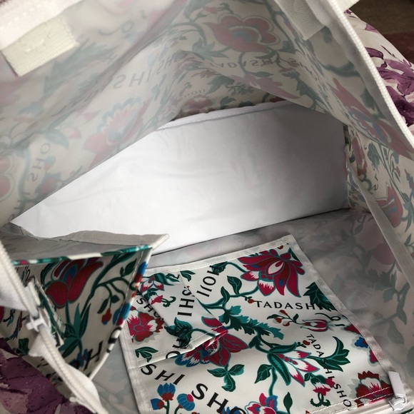 TadashiShoji reuse able tote - Picture 2 of 7
